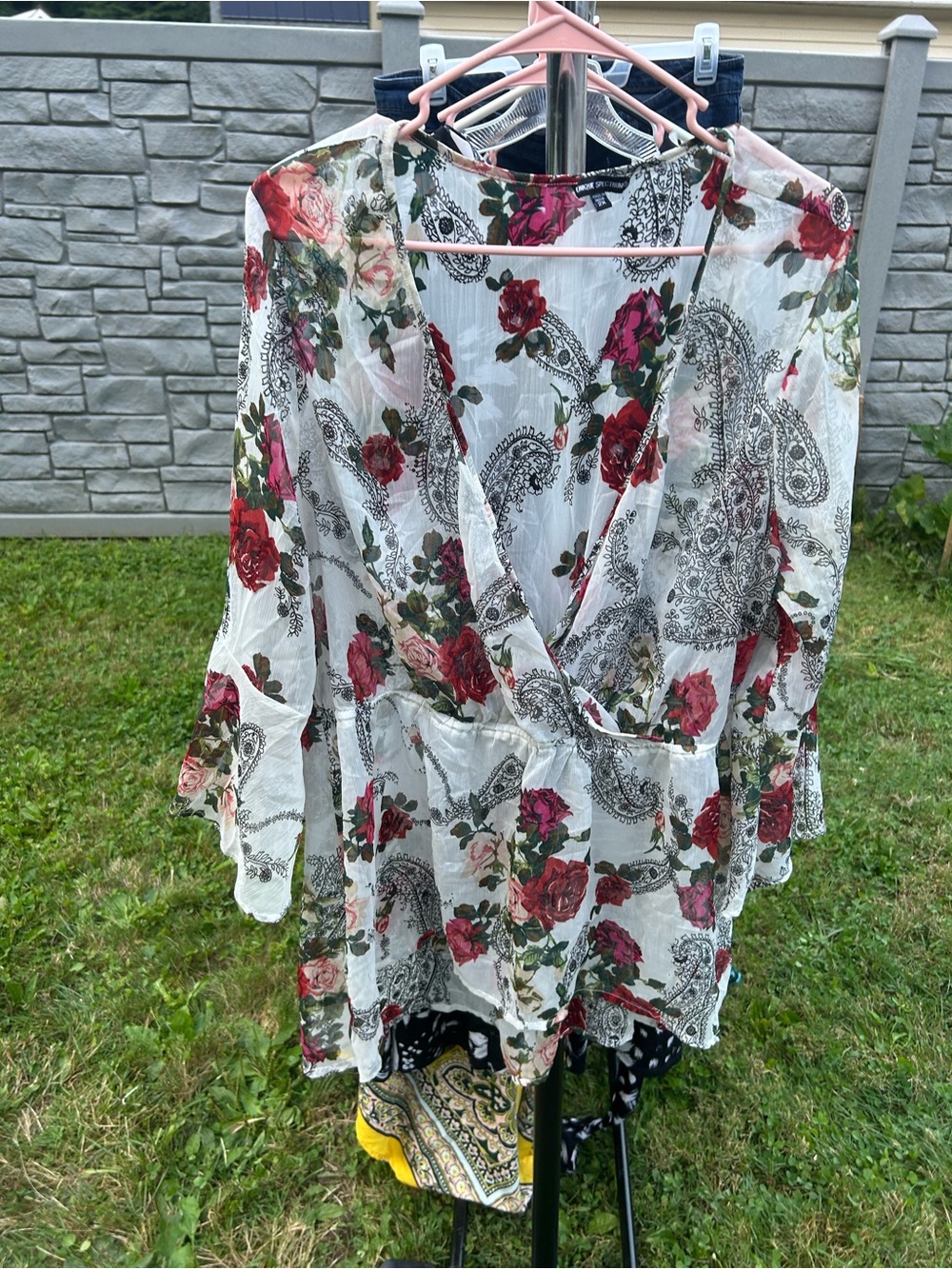 Unique Spectrum White Paisley Floral Wrap Tunic with Red Roses